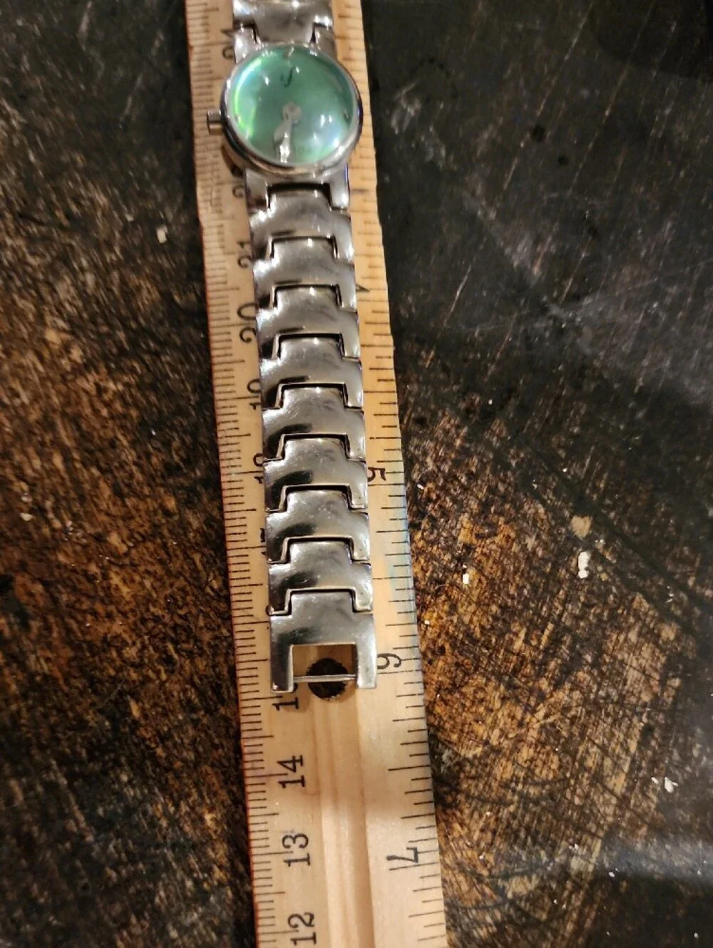 Fossil f2 wristwatch